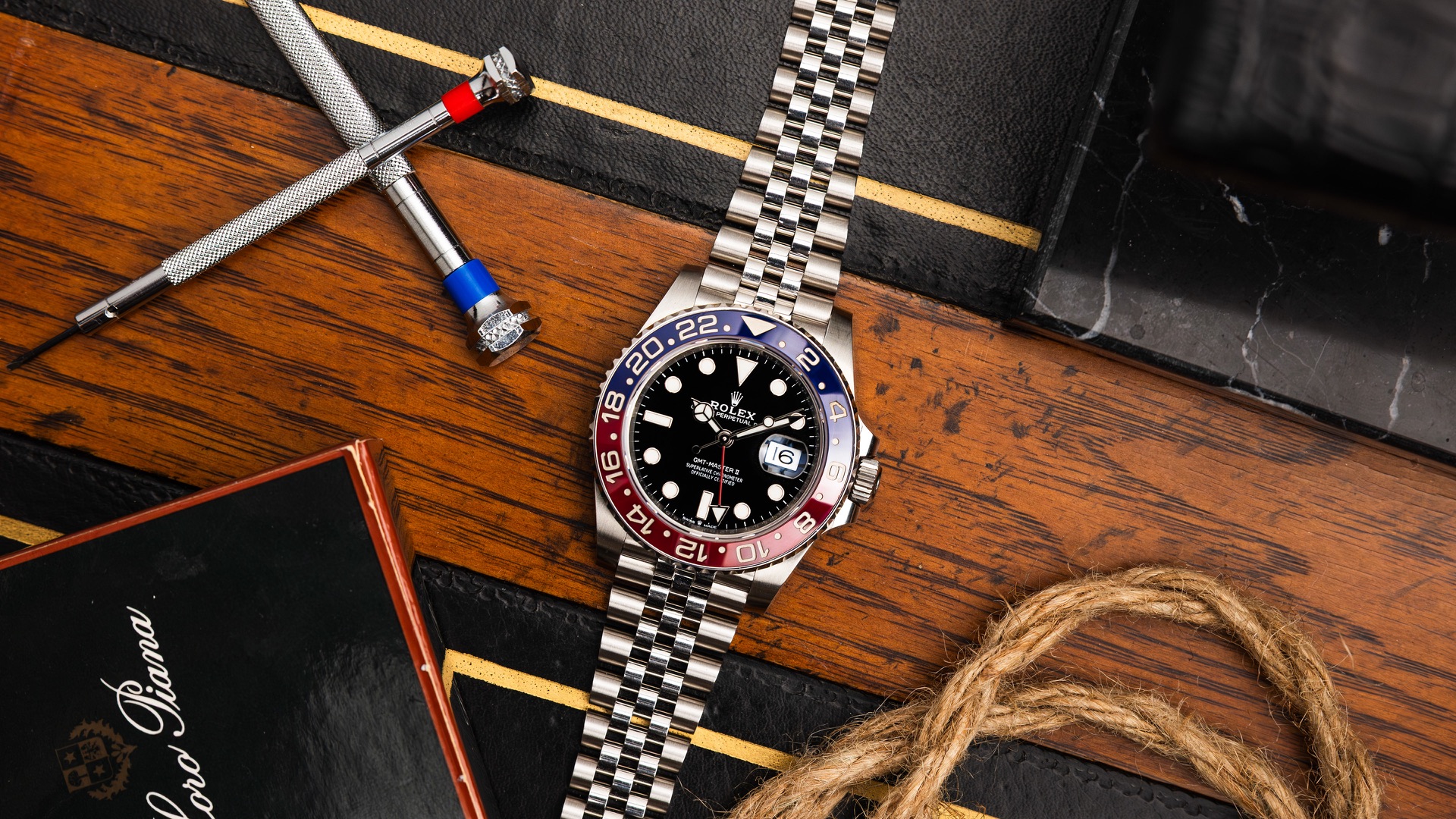 Watch and jewelry campaign photography — frame 4