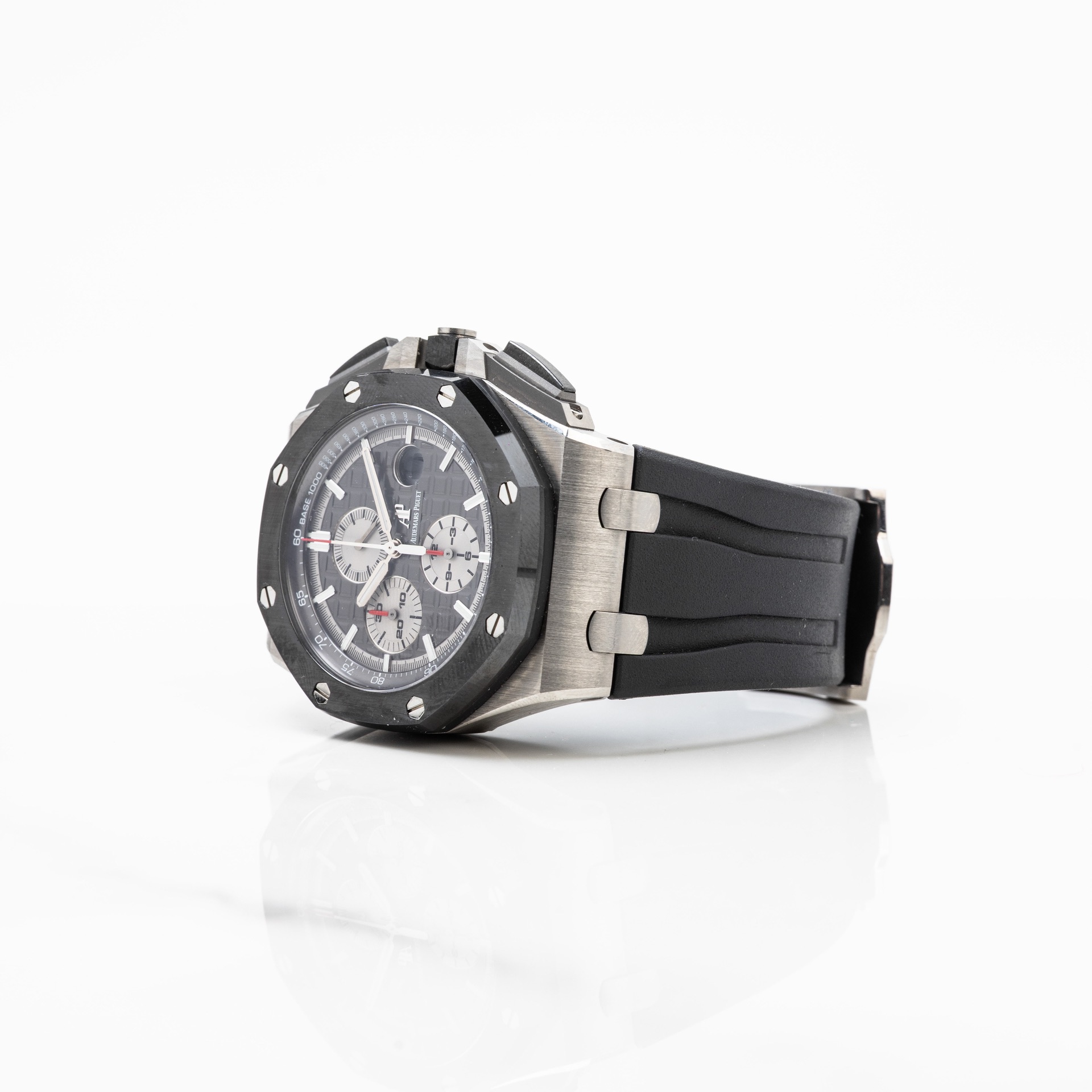 Watch and jewelry campaign photography — frame 27